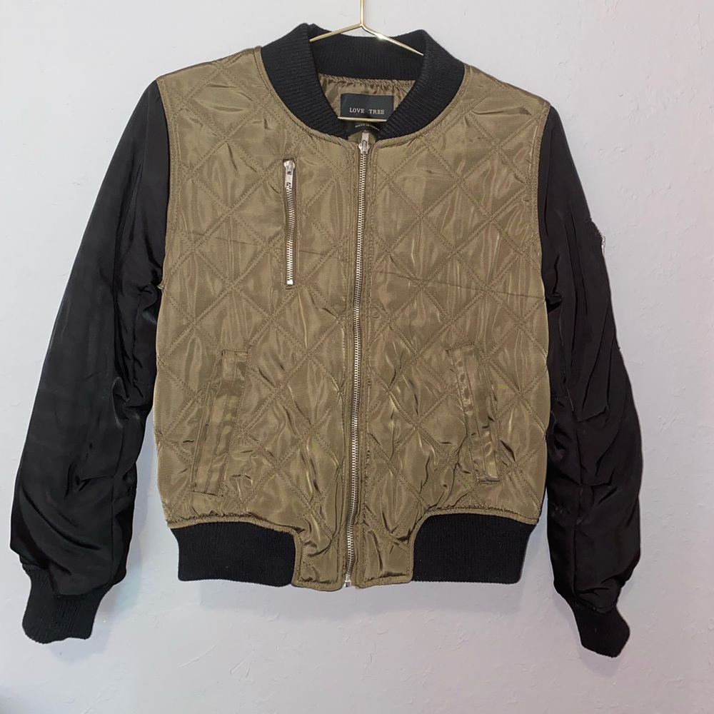 Bomber jacket